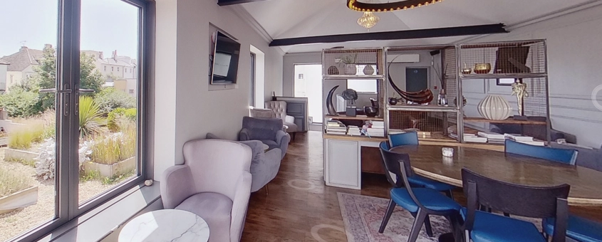 Hixon Green Private Hire